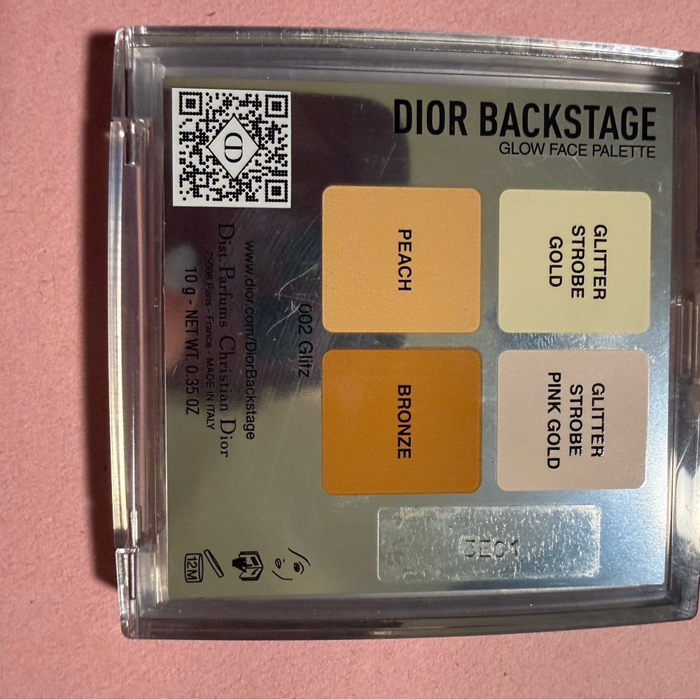 Dior Backstage Glow Face Palette — Shade 002 Glitz — Light Use - Picture 2 of 3